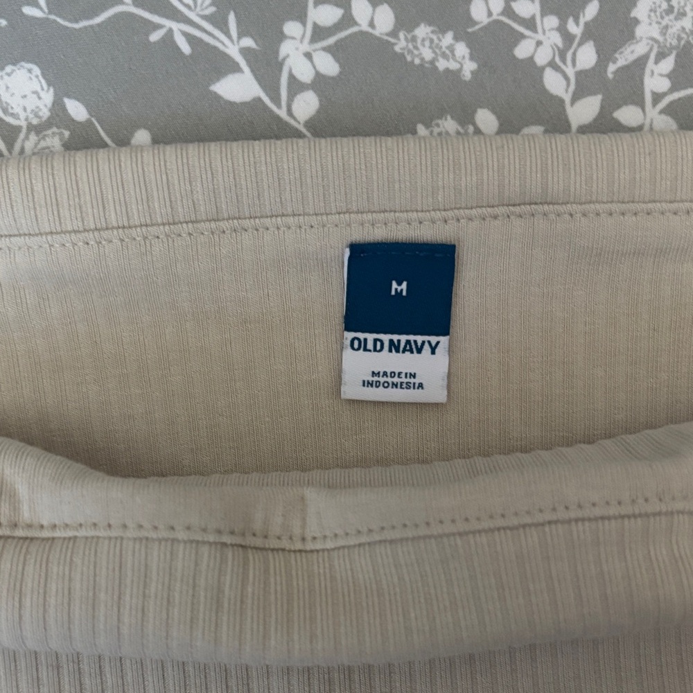 Old Navy Cream Ribbed Top - Picture 2 of 2